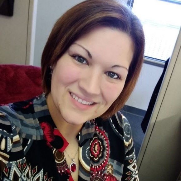 Meet your Posher, Brandi - Picture 1 of 1